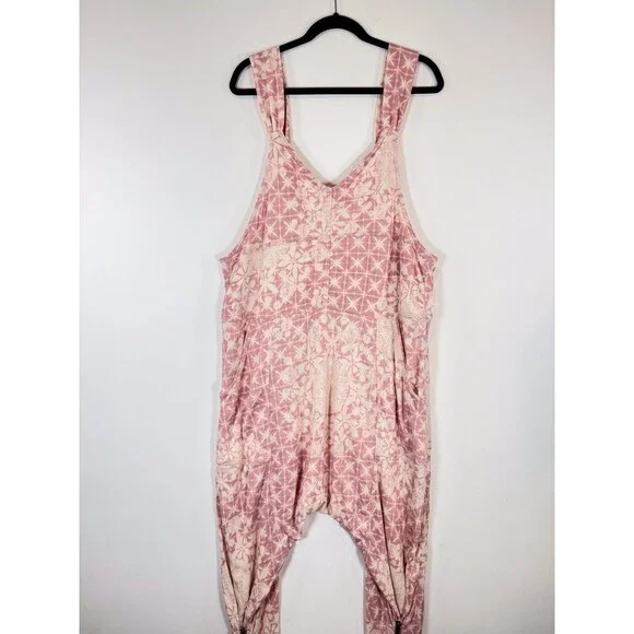 NWT Free People Movement Womens High Tide Jumpsuit Pink Ankle Zip Medium